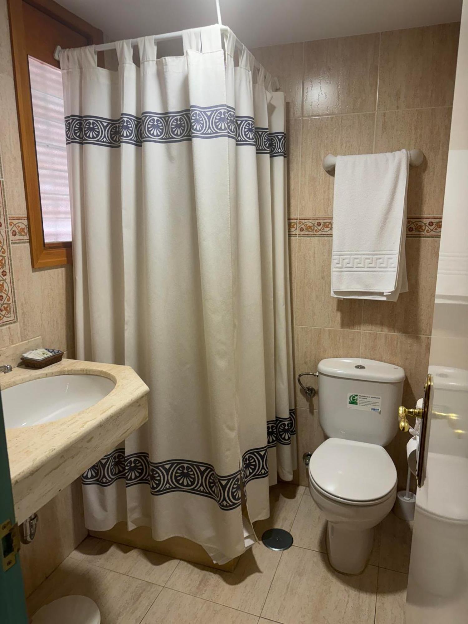 Hostal Joaquin Las Ventas con Pena Aguilera المظهر الخارجي الصورة